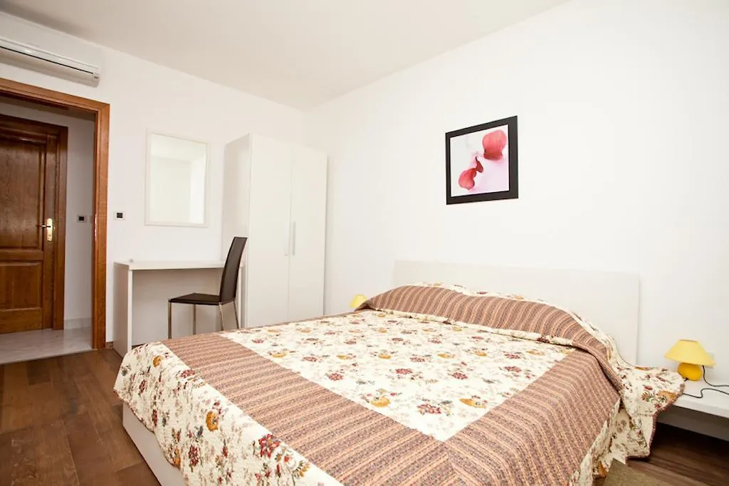 Apartment Valsavie 205 Rovinj Croacia